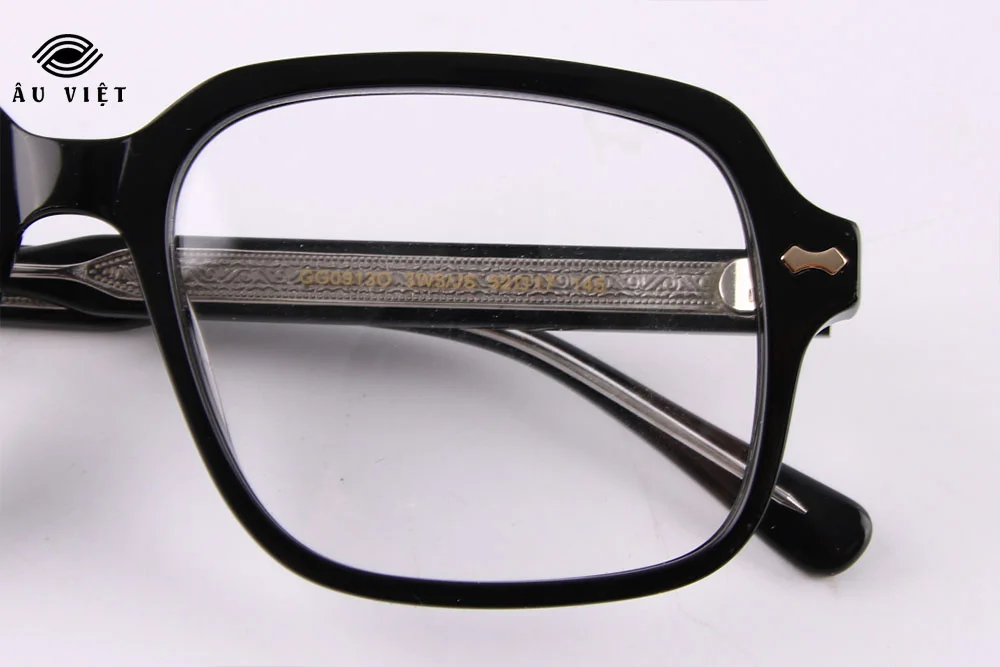 Mắt Kính Âu Việt